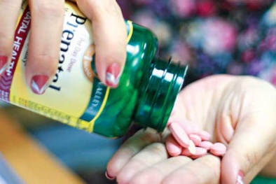 Mang họa vì tự ý truyền dịch, uống thuốc bổ